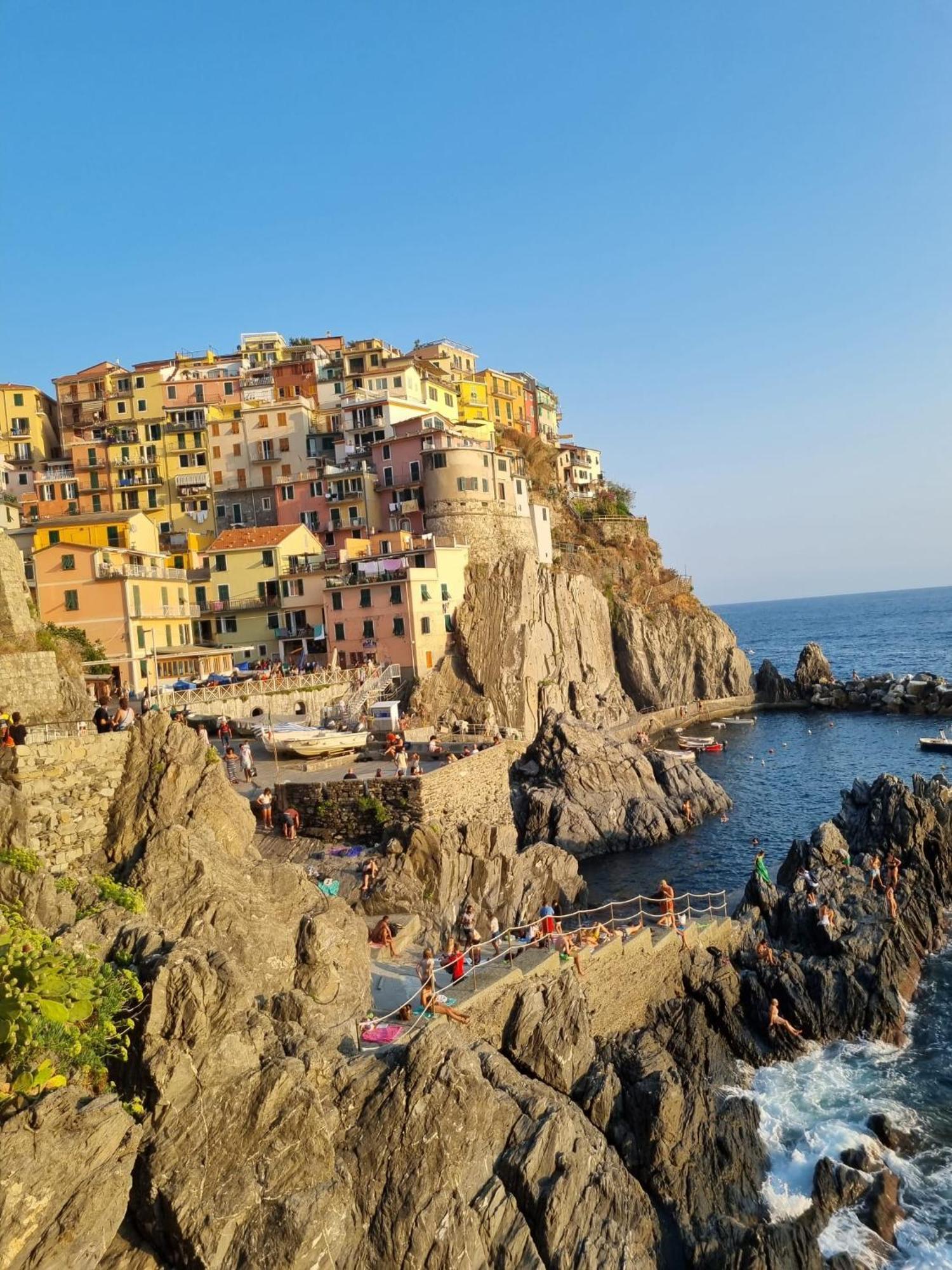 Ca' Fra E Oly Apartment Castelnuovo Magra Bagian luar foto